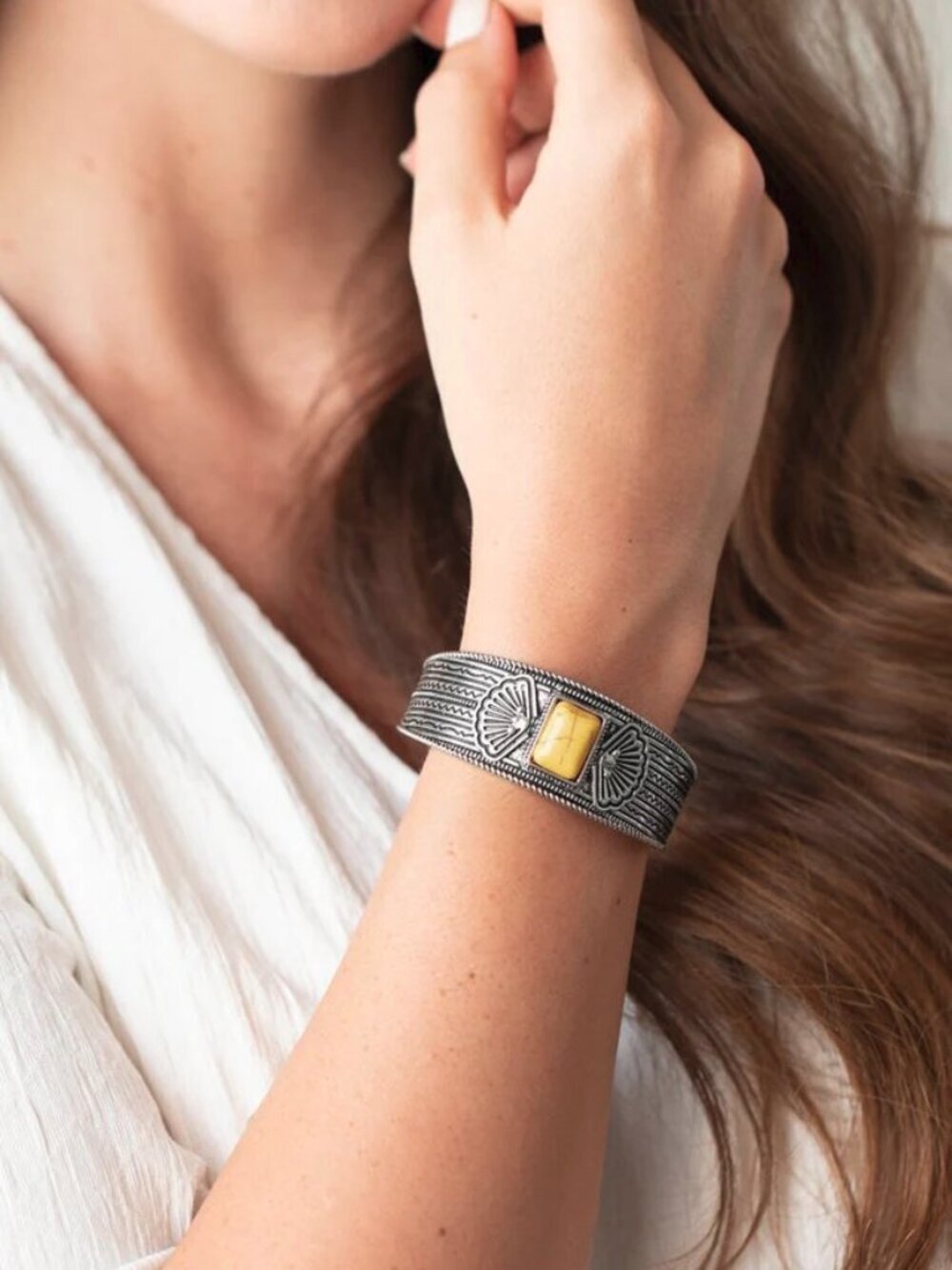 Paparazzi Jewelry Accessories - Ocean Mist - Yellow Bracelet - Vintage
